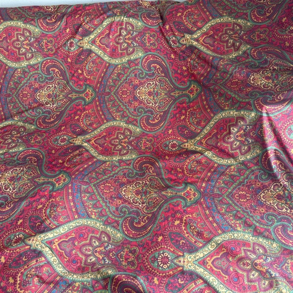 Pottery Barn Red Green Gold Paisley Cotton Sateen Full/Queen Duvet Cover